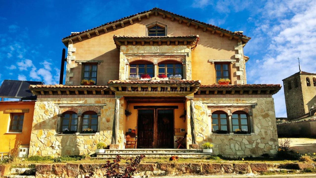 בית הארחה Villovela de Pirón 	El Camino Real מראה חיצוני תמונה